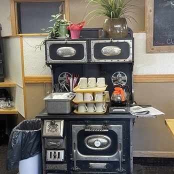 Corner Cafe - Beverage Station - Cafes Near Me - Creston, Washington