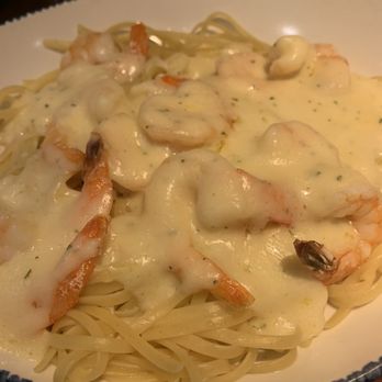 Red Lobster - Shrimp Alfredo - Seafood Near Me - Danbury, Connecticut Red Lobster - Shrimp Alfredo - Seafood Near Me - Danbury, Connecticut