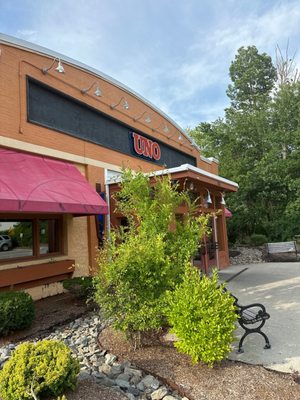 UNO Pizzeria & Grill by null