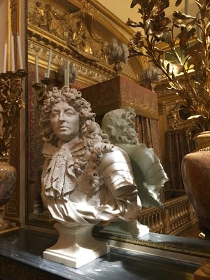 Paris To Versailles Private Tours by null