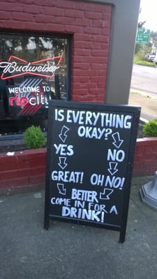 Suki's Bar & Grill by null