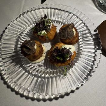 Dakota’s Steakhouse - Steakhouses Near Me - Dallas, Texas