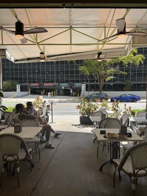 Happea's Mediterranean Grill by null