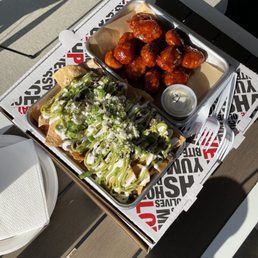 Carne Asada Nachos, Boneless Chicken Wings and Pepperoni Pizza and cheese Pizza's Carne Asada Nachos, Boneless Chicken Wings and Pepperoni Pizza and cheese Pizza's