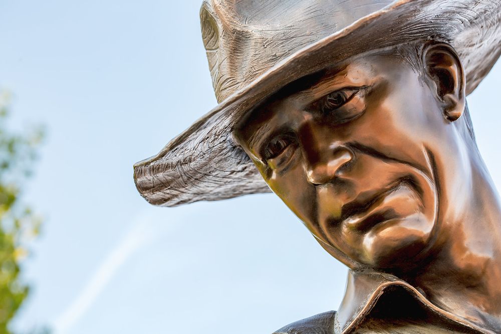 AUSTIN WEISHEL - HONORABLE SCULPTURES - Updated June 2025 - Request ...