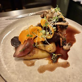 Decant - Pan Seared Fillet Mignon - New American Near Me - Medford, Oregon