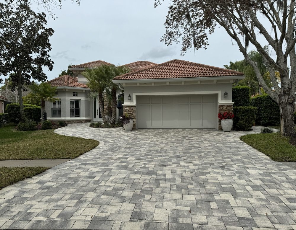 Slide of Reliant Roof Cleaning & Pressure Washing
