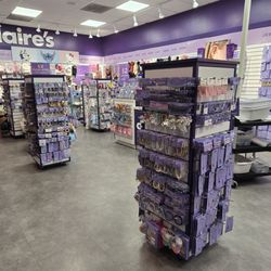 Claire's