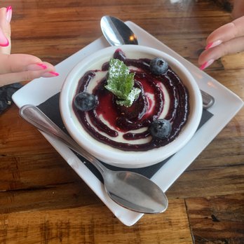 Onlywood Grill - Pana Cotta Con Frutti Di Bosco - Italian Near Me - Key West, Florida Onlywood Grill - Pana Cotta Con Frutti Di Bosco - Italian Near Me - Key West, Florida