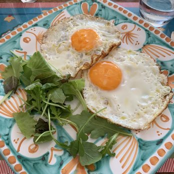 Caffè Positano - Fried eggs - Italian Near Me - Positano, SA Caffè Positano - Fried eggs - Italian Near Me - Positano, SA