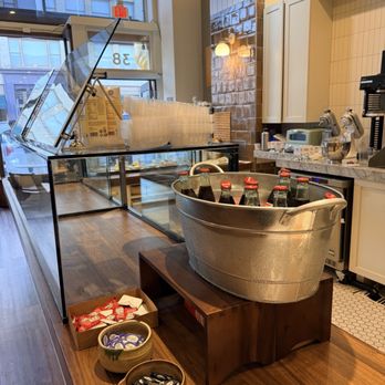 Wa-Iro - Very clean and welcoming space. - Bakeries Near Me - Pasadena, California