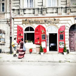 Kuchnia i Wino - picturesque restaurant front, july 2014
