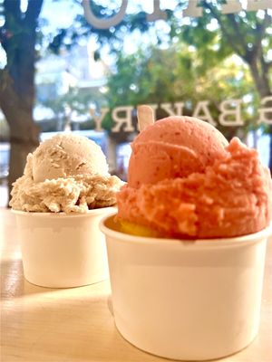 Bianco Gelato Coconut Grove by null