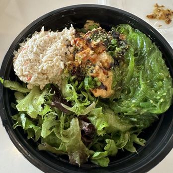Ai Pono Cafe - Fresh Ahi Poke Bowl - Asian Fusion Near Me - Costa Mesa, California