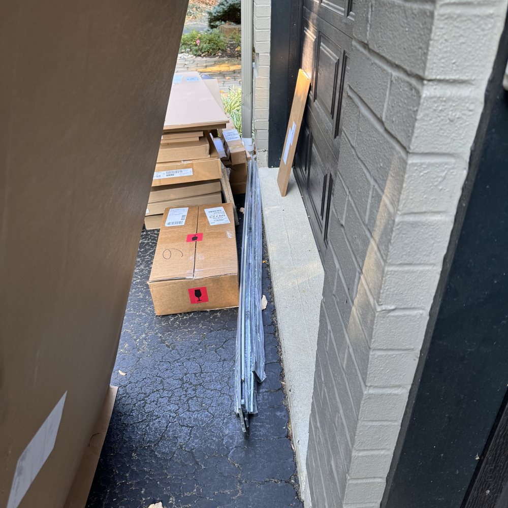 Items from the order were missing- not all suspension rails included. Items from the order were missing- not all suspension rails included.