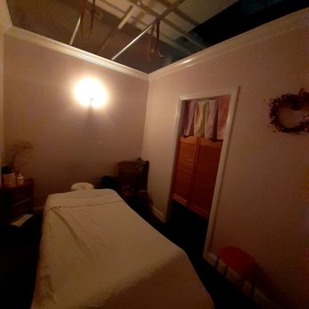 Dragon Day Spa - Private room. Dim lights and relax. Thank you. - Beauty & Spas Near Me - San Jose, California