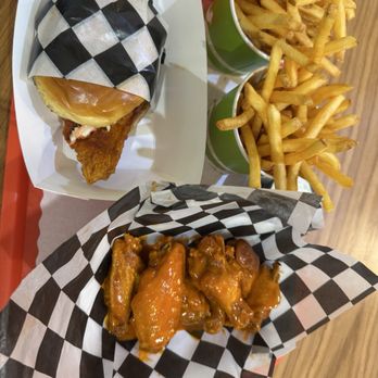 Wing Zone - Wings, chicken sandwich both meals include fries - Chicken Wings Near Me - Las Vegas, Nevada Wing Zone - Wings, chicken sandwich both meals include fries - Chicken Wings Near Me - Las Vegas, Nevada