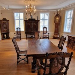 Palais Papius - Möbel