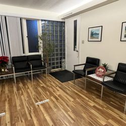 Lei Luo, DDS - Family & Implant Dentistry - Waiting Area