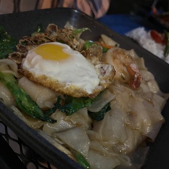 Sophie's Kitchen - Stir Fried Chow Ho Fun with shrimp and fried egg - Cambodian Near Me - Philadelphia, Pennsylvania Sophie's Kitchen - Stir Fried Chow Ho Fun with shrimp and fried egg - Cambodian Near Me - Philadelphia, Pennsylvania