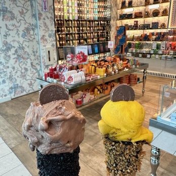 Venchi - Gelato, Small Size (16 oz / 1.0 lb.) Not Ice Cream - Gelato Near Me - Santa Clara, California