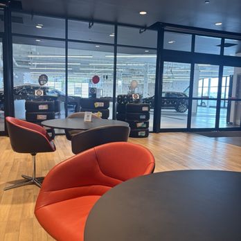 Mercedes-Benz - Car Dealers Near Me - Etobicoke, Ontario