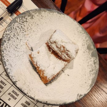 Copper Vine Inn - Traditional Beignets - Wine Bars Near Me - New Orleans, Louisiana