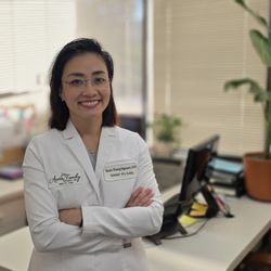 Dr. Teah Nguyen is a compassionate and meticulous dentist who views dentistry as both a science and an art