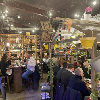 Pedzouille la Grange - French Near Me - Paris