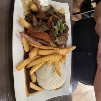 Incazteca Norwalk - Lomo Saltado - Peruvian Near Me - Norwalk, Connecticut Incazteca Norwalk - Lomo Saltado - Peruvian Near Me - Norwalk, Connecticut