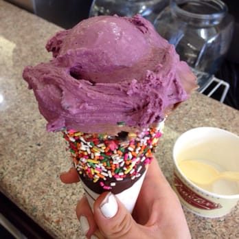 Graeter's Ice Cream - Black raspberry and a scoop of buckeye (chocolate pb ice cream with pb cookie dough & milk chocolate pieces). - Ice Cream & Frozen Yogurt Near Me - Columbus, Ohio Graeter's Ice Cream - Black raspberry and a scoop of buckeye (chocolate pb ice cream with pb cookie dough & milk chocolate pieces). - Ice Cream & Frozen Yogurt Near Me - Columbus, Ohio