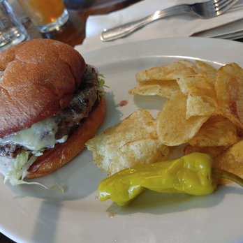 Bistro 23 - New American Near Me - Portland, Oregon