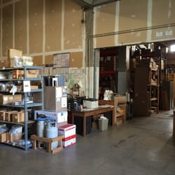 American Retail Supply - The pick-up area
