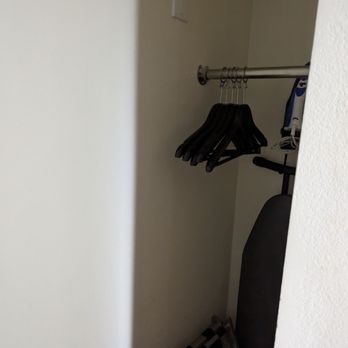Golden Host Resort - Closet - Hotels Near Me - Sarasota, Florida