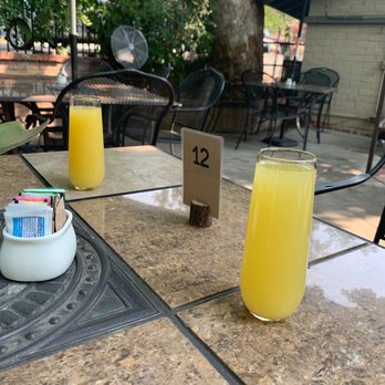 Wild Fig Kitchen - Siting area. - Breakfast & Brunch Near Me - Coarsegold, California