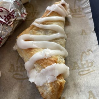 Arby's - Cherry turnover - Fast Food Near Me - Van Buren, Arkansas