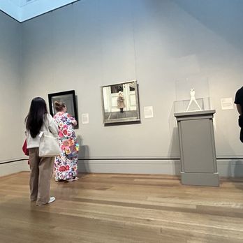The Getty Center - Exhibits are never too crowded - Art Museums Near Me - Los Angeles, California