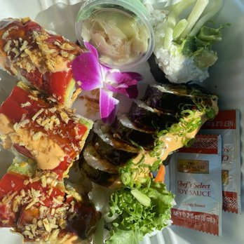 Vegan Castle - Long Beach Roll & Red Dragon Roll - Vegan Near Me - Long Beach, California Vegan Castle - Long Beach Roll & Red Dragon Roll - Vegan Near Me - Long Beach, California