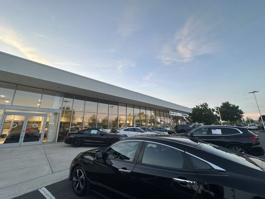 BMW OF STERLING - Updated August 2025 - 92 Photos & 593 Reviews - 21710 ...