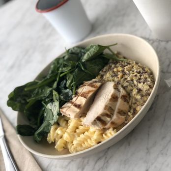 Flower Child - Yummy sweet corn & quinoa and spinach - Salad Near Me - Houston, Texas