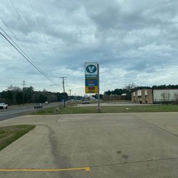 Penny’s Food & Fuel