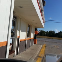 A&W Restaurant - Drive thru