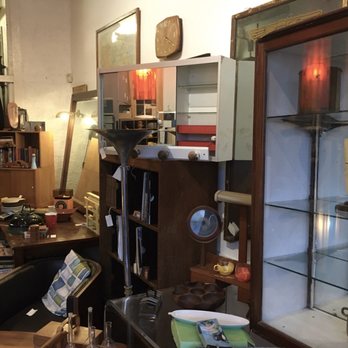 Bennet & Brown - Furniture Reupholstery Near Me - London, XGL Bennet & Brown - Furniture Reupholstery Near Me - London, XGL