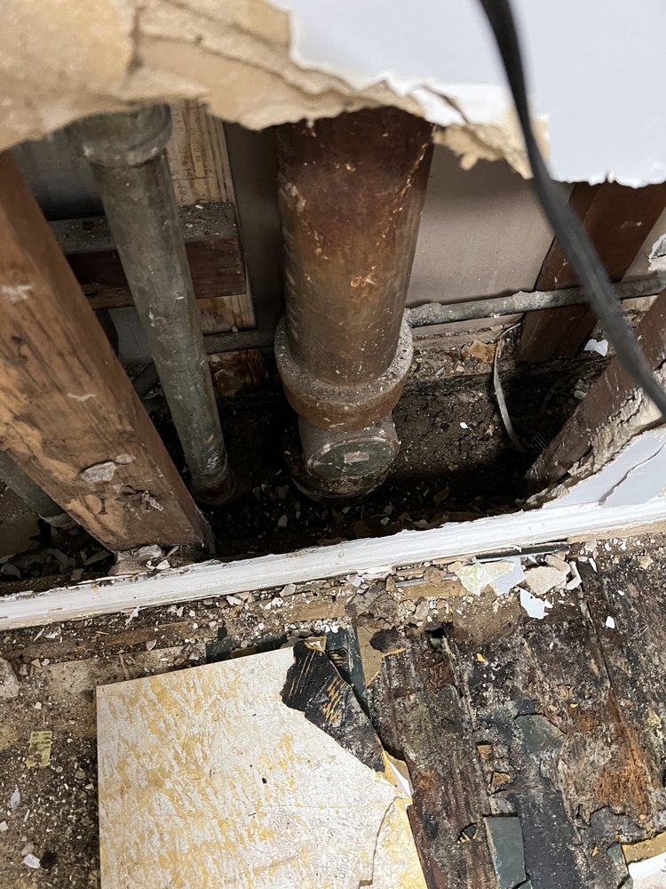 Slide of Fenix Pipe Repair & Drain Cleaning