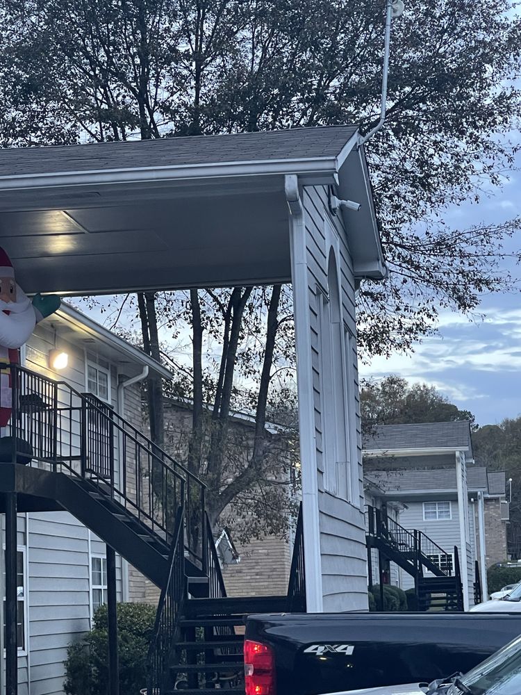 Slide of Arc Gutter Cleaning