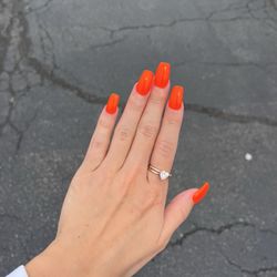 Queen Nails II - Ask for amy, she does so good