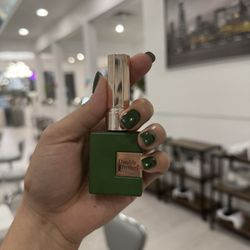 T&T Nail Spa - Tpo & hema free Polish