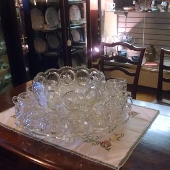 Cartersville Antique Gallery - Nice punch bowl set. - Antiques Near Me - Cartersville, Georgia