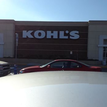 Kohl's - E.B. Kohl's midday empty store & still a long wait to checkout - Department Stores Near Me - EAST BRUNSWICK, New Jersey