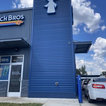 Dutch Bros Coffee - Juice Bars & Smoothies Near Me - New Braunfels, Texas